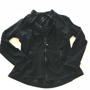 Tangerine | women’s size M black runners jacket